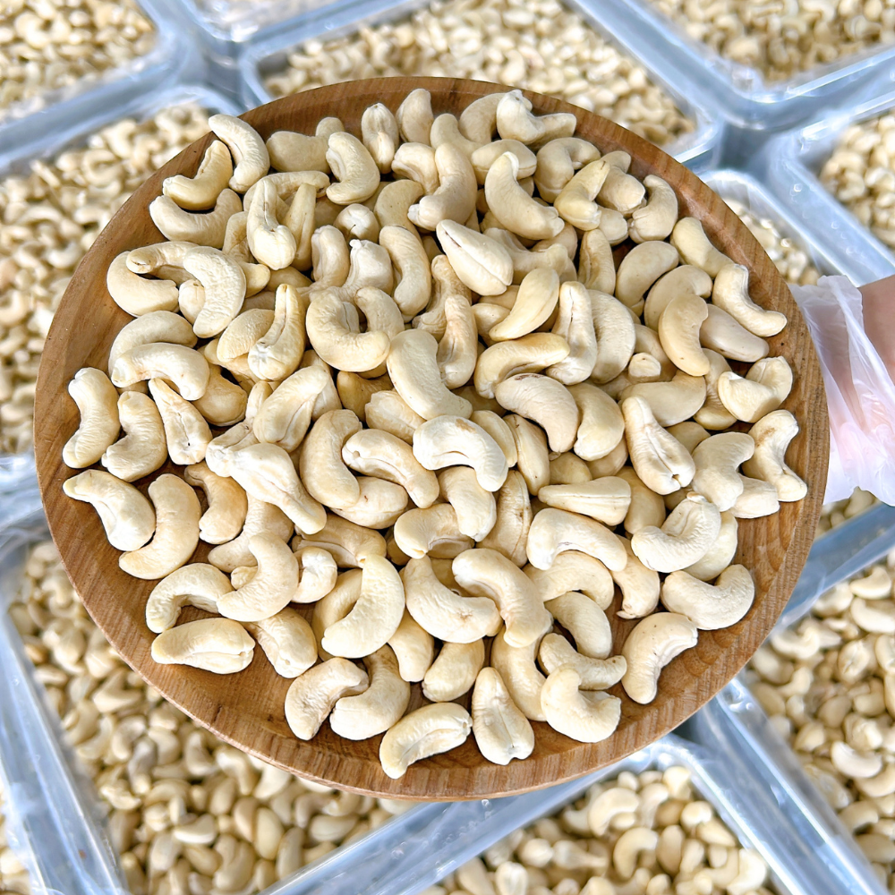 Hạt điều nhân trắng WW320